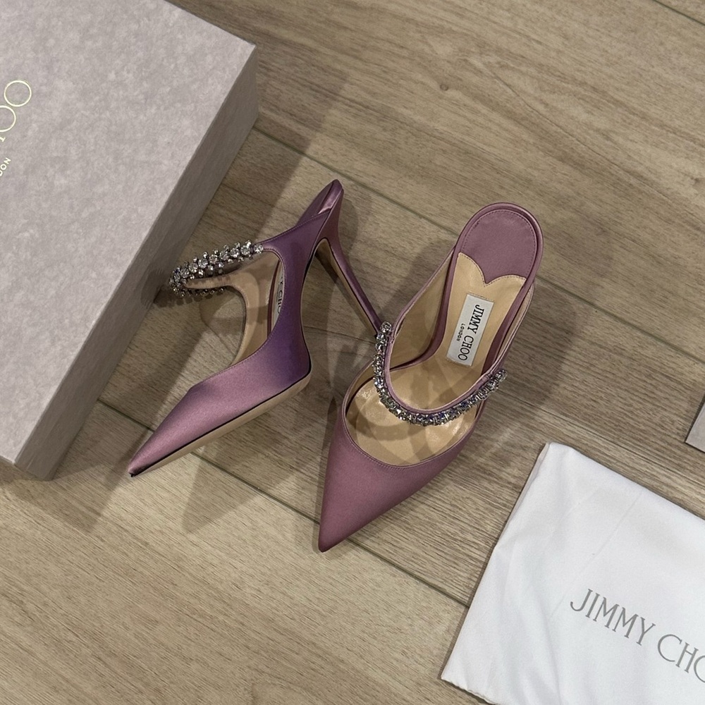 NIB Bing 100 Lilac Satin EU 39 US 8.5 Light Purple Crystal Embellishment Mule
